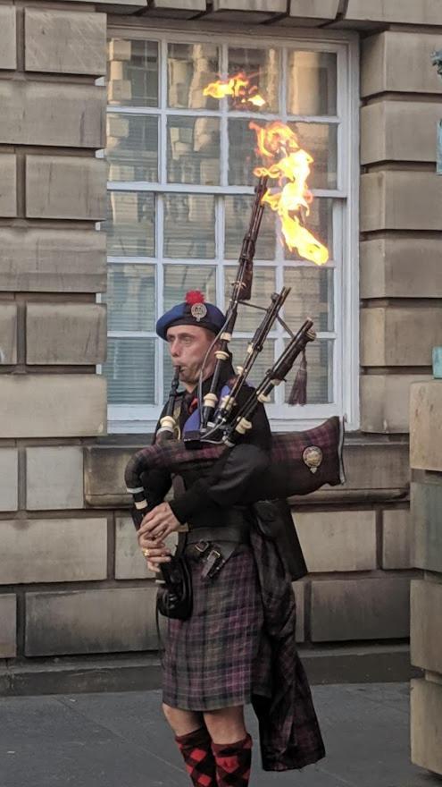 Royal Mile Apt, Just 1 Min From Edinburgh Castle! Bagian luar foto